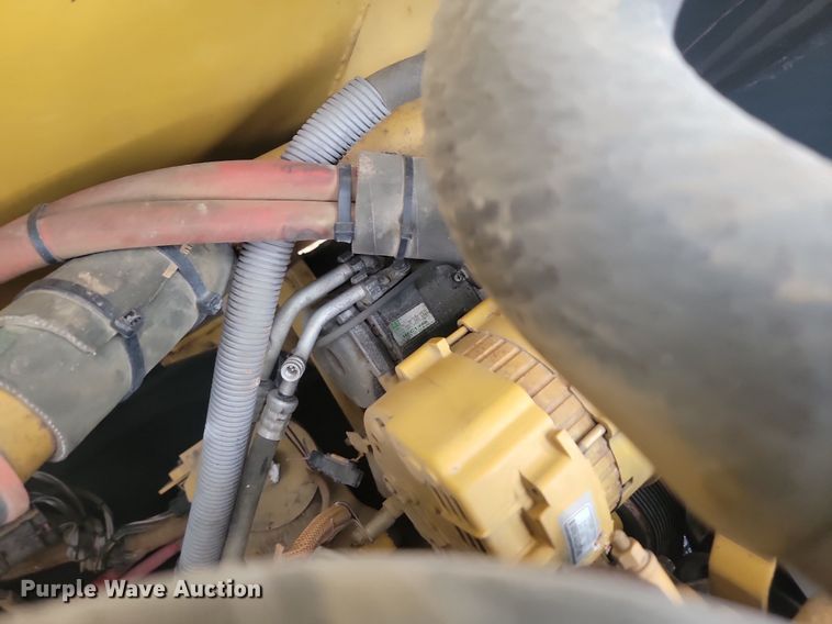 image for item JW9576 2007 Caterpillar 320D  excavator