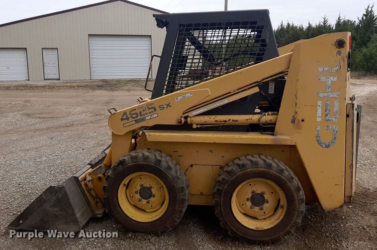 image for item KD9077 1998 Gehl SL4625  skid steer loader