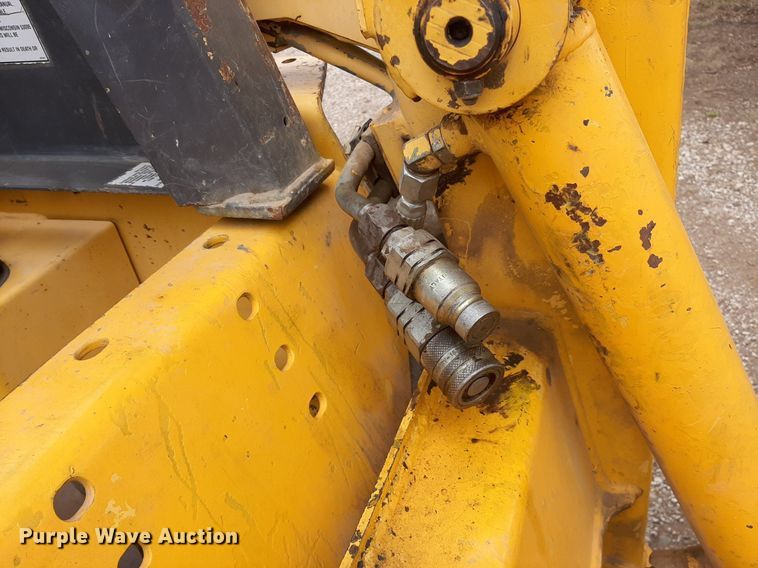 image for item KD9077 1998 Gehl SL4625  skid steer loader