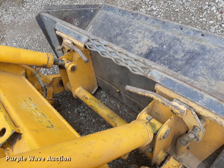 image for item KD9077 1998 Gehl SL4625  skid steer loader