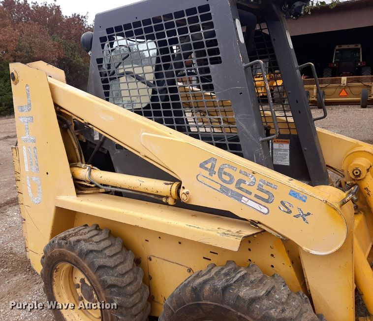 image for item KD9077 1998 Gehl SL4625  skid steer loader