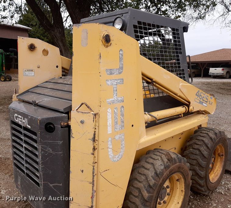 image for item KD9077 1998 Gehl SL4625  skid steer loader