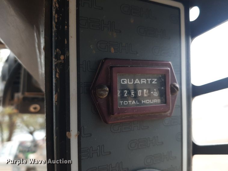 image for item KD9077 1998 Gehl SL4625  skid steer loader