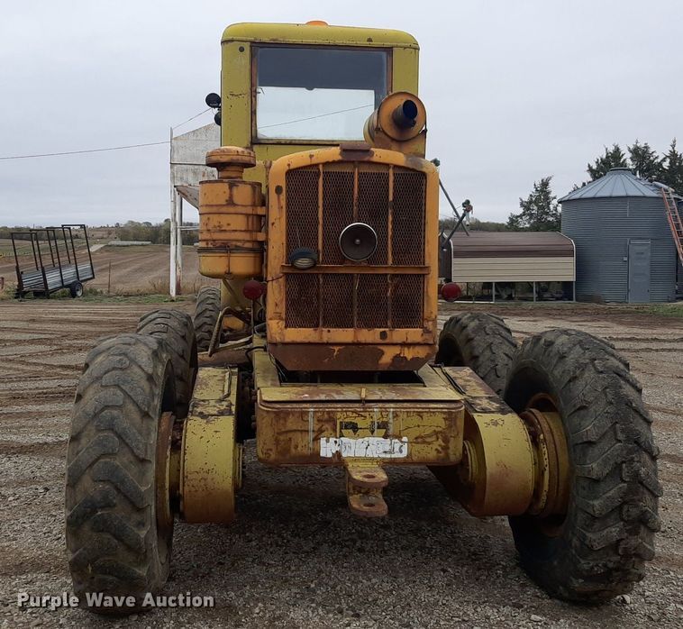 image for item KD9078 1961 Huber 10D  rigid frame motor grader