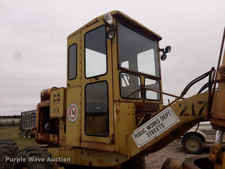 image for item KD9078 1961 Huber 10D  rigid frame motor grader