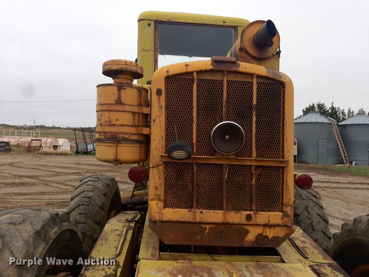 image for item KD9078 1961 Huber 10D  rigid frame motor grader