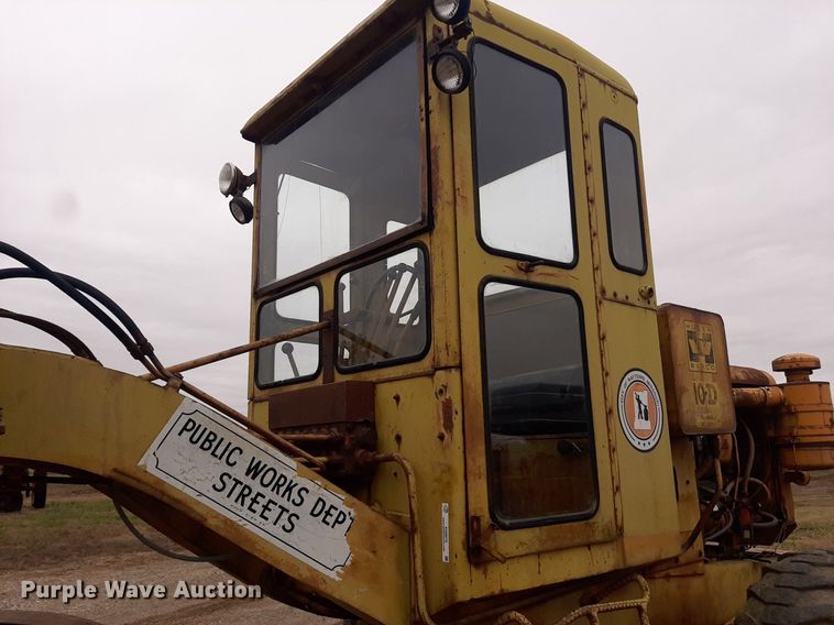 image for item KD9078 1961 Huber 10D  rigid frame motor grader