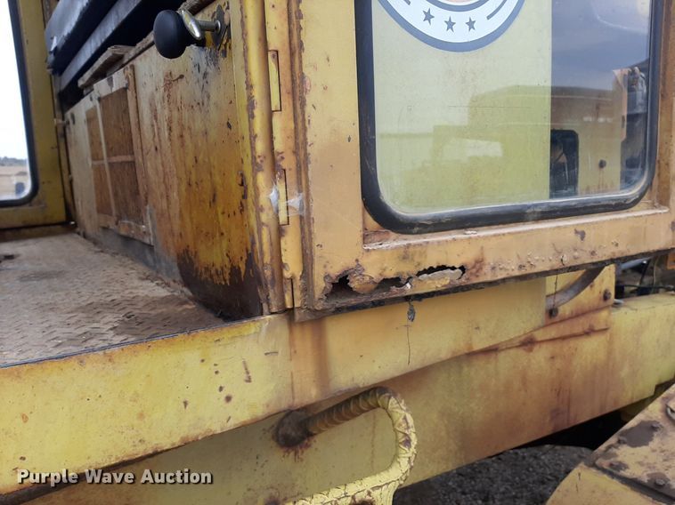 image for item KD9078 1961 Huber 10D  rigid frame motor grader