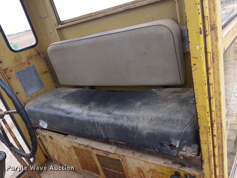 image for item KD9078 1961 Huber 10D  rigid frame motor grader