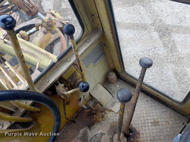 image for item KD9078 1961 Huber 10D  rigid frame motor grader