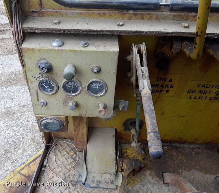 image for item KD9078 1961 Huber 10D  rigid frame motor grader