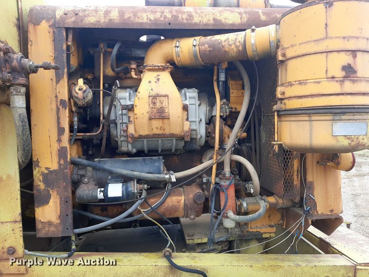 image for item KD9078 1961 Huber 10D  rigid frame motor grader