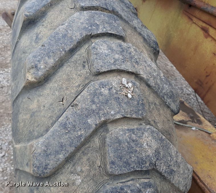 image for item KD9078 1961 Huber 10D  rigid frame motor grader