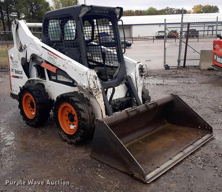 image for item KD9081 2013 Bobcat S590  skid steer loader