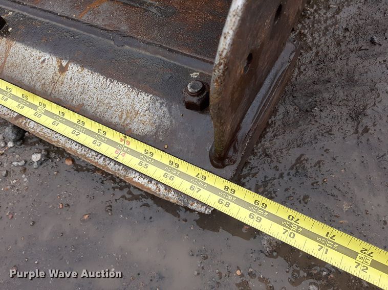 image for item KD9081 2013 Bobcat S590  skid steer loader