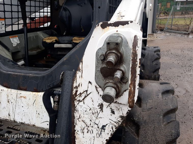 image for item KD9081 2013 Bobcat S590  skid steer loader