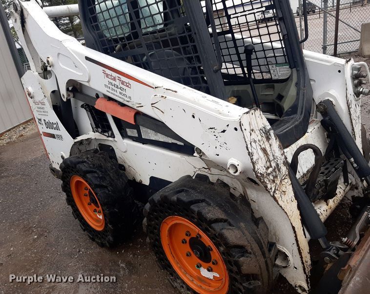 image for item KD9081 2013 Bobcat S590  skid steer loader