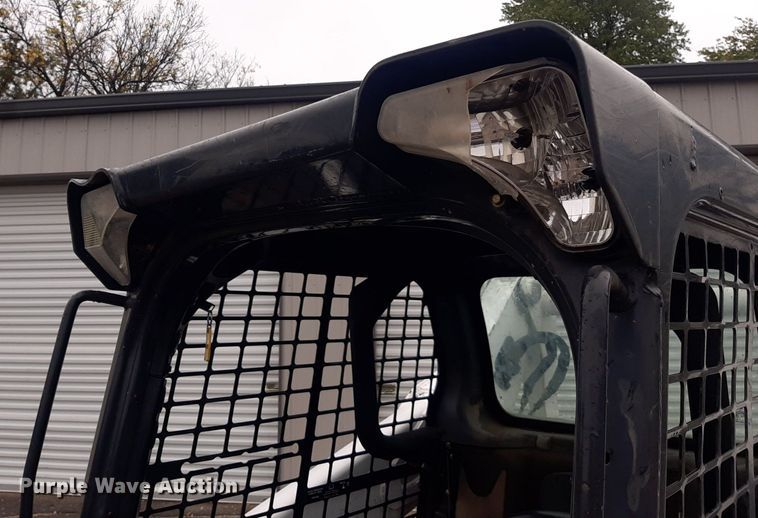 image for item KD9081 2013 Bobcat S590  skid steer loader