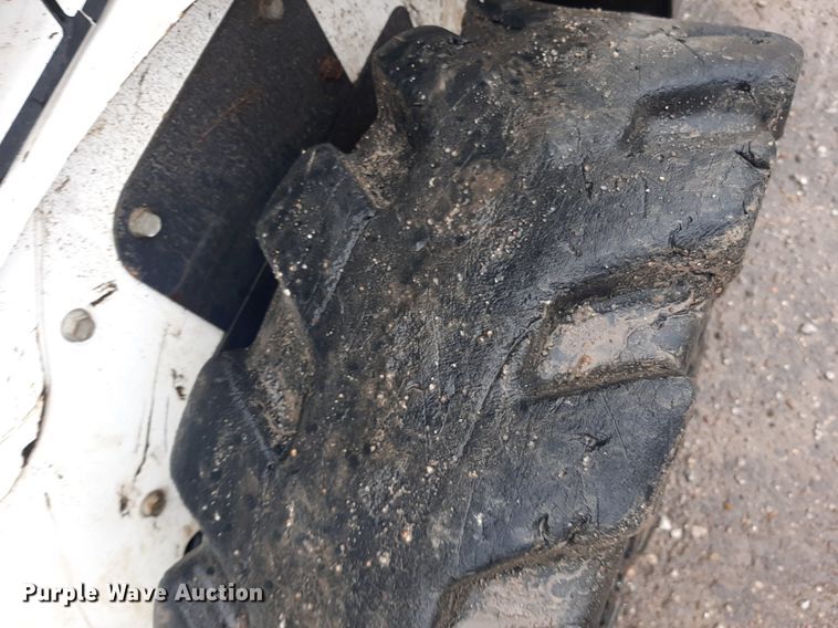 image for item KD9081 2013 Bobcat S590  skid steer loader