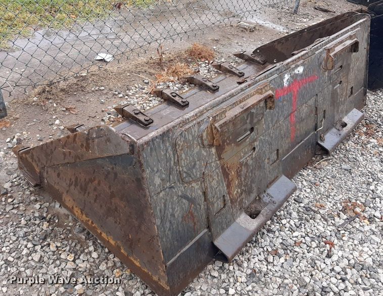 image for item KD9081 2013 Bobcat S590  skid steer loader