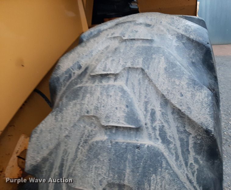 image for item KD9086 2002 Caterpillar 950G  wheel loader