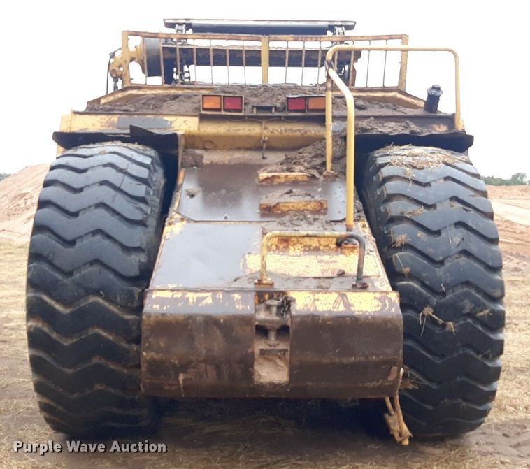 image for item KD9087 1996 Caterpillar 623F  elevating scraper