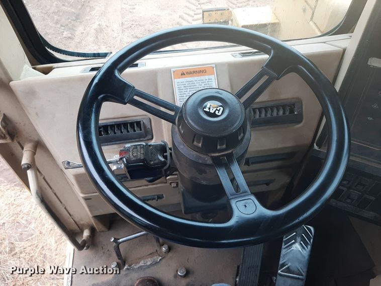 image for item KD9087 1996 Caterpillar 623F  elevating scraper