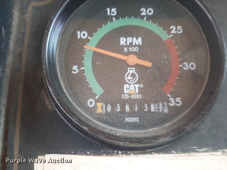 image for item KD9087 1996 Caterpillar 623F  elevating scraper