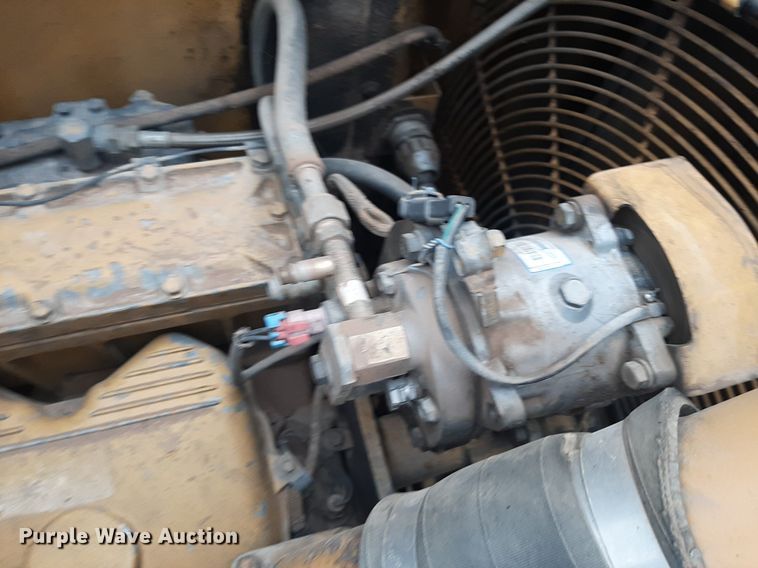 image for item KD9087 1996 Caterpillar 623F  elevating scraper