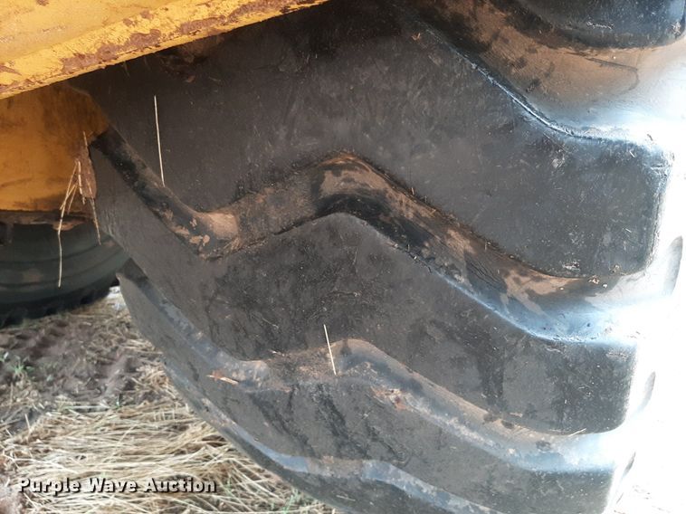 image for item KD9087 1996 Caterpillar 623F  elevating scraper