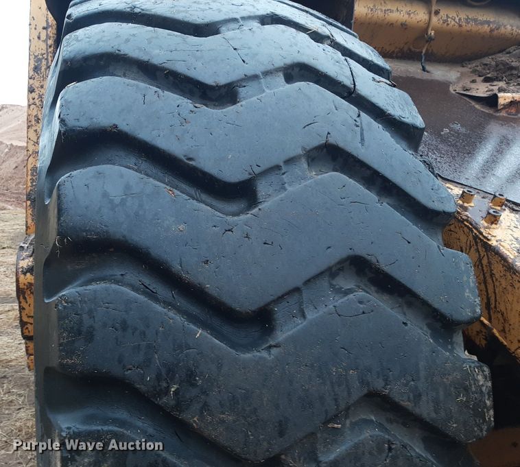 image for item KD9087 1996 Caterpillar 623F  elevating scraper