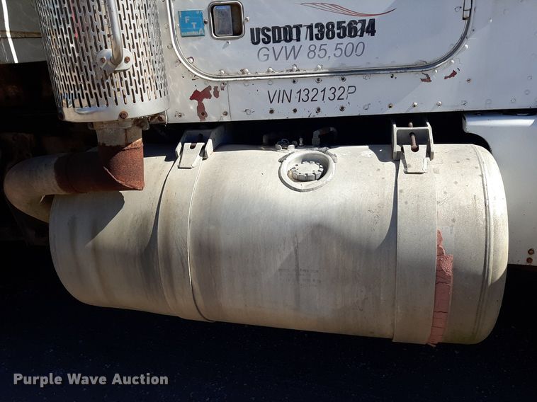 image for item KD9094 1980 Peterbilt 359  dump truck