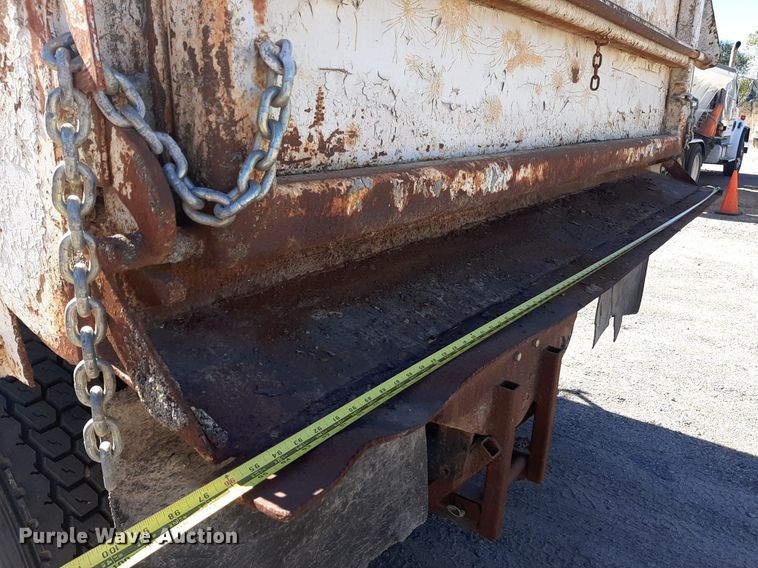 image for item KD9094 1980 Peterbilt 359  dump truck