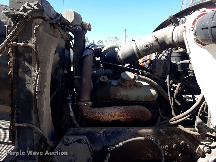 image for item KD9094 1980 Peterbilt 359  dump truck