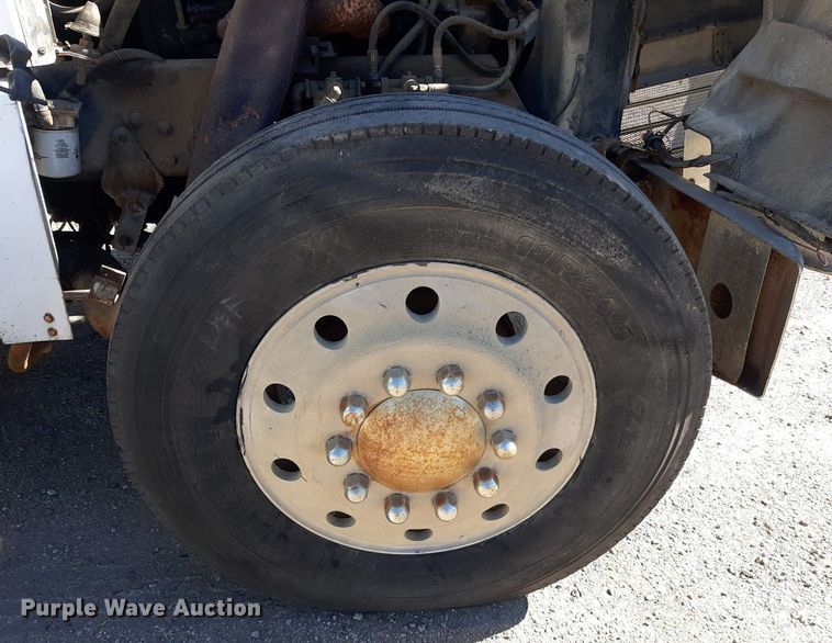 image for item KD9094 1980 Peterbilt 359  dump truck