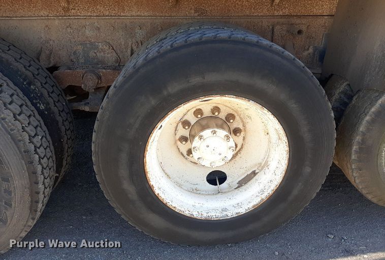 image for item KD9094 1980 Peterbilt 359  dump truck