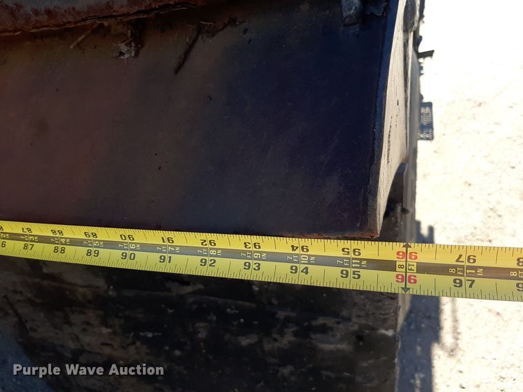 image for item KD9095 1992 Ford LN8000  dump truck