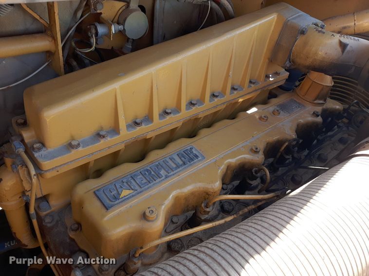 image for item KD9149 1993 Caterpillar D25D  water wagon