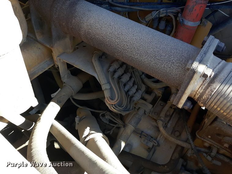 image for item KD9149 1993 Caterpillar D25D  water wagon