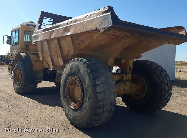 image for item KD9150 1992 Caterpillar D25D  haul truck