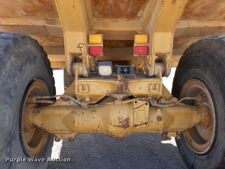 image for item KD9150 1992 Caterpillar D25D  haul truck