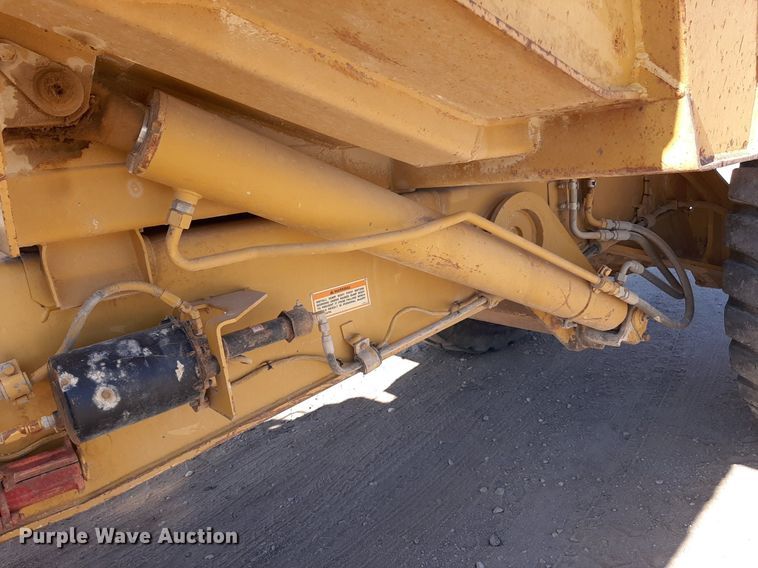 image for item KD9150 1992 Caterpillar D25D  haul truck