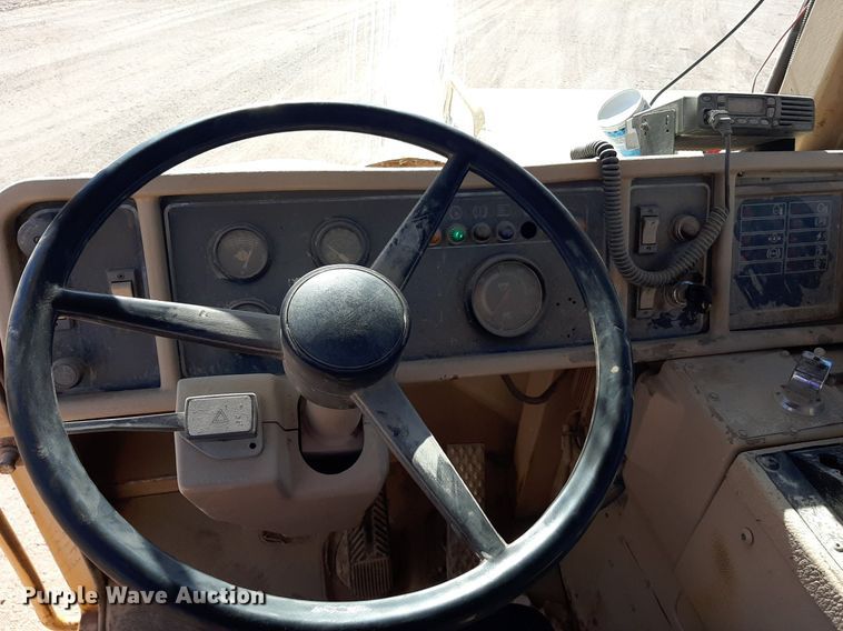 image for item KD9150 1992 Caterpillar D25D  haul truck