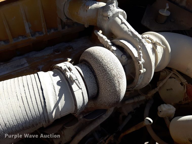 image for item KD9150 1992 Caterpillar D25D  haul truck