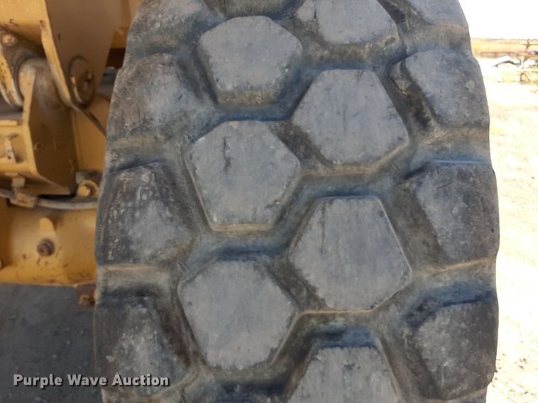 image for item KD9150 1992 Caterpillar D25D  haul truck