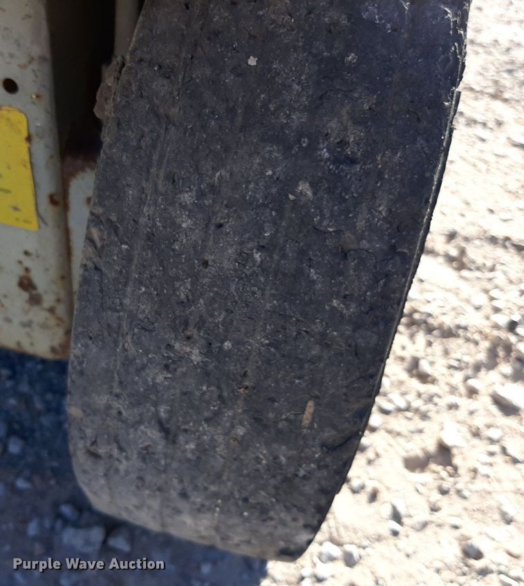 image for item KD9153 Skyjack 3220  scissor lift