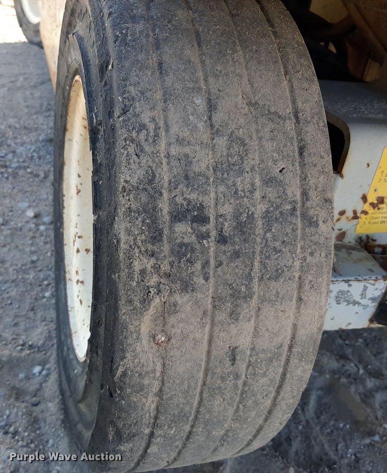 image for item KD9154 Skyjack  scissor lift