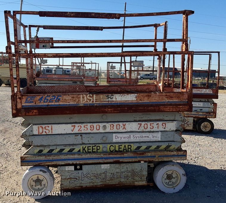 image for item KD9155 Skyjack 4626  scissor lift
