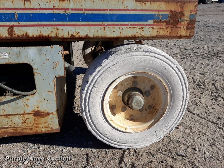 image for item KD9155 Skyjack 4626  scissor lift