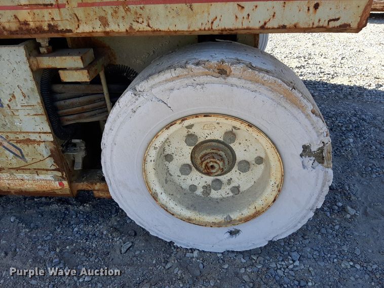 image for item KD9155 Skyjack 4626  scissor lift